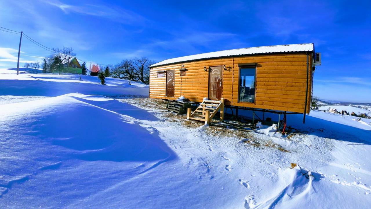 Urtica apartmány Nova Ves v Horach Exterior foto